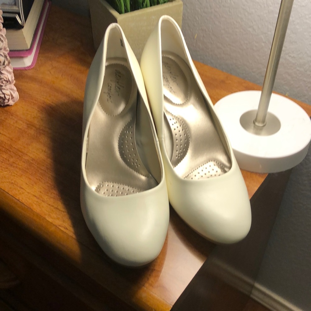 Off white pumps , worn once